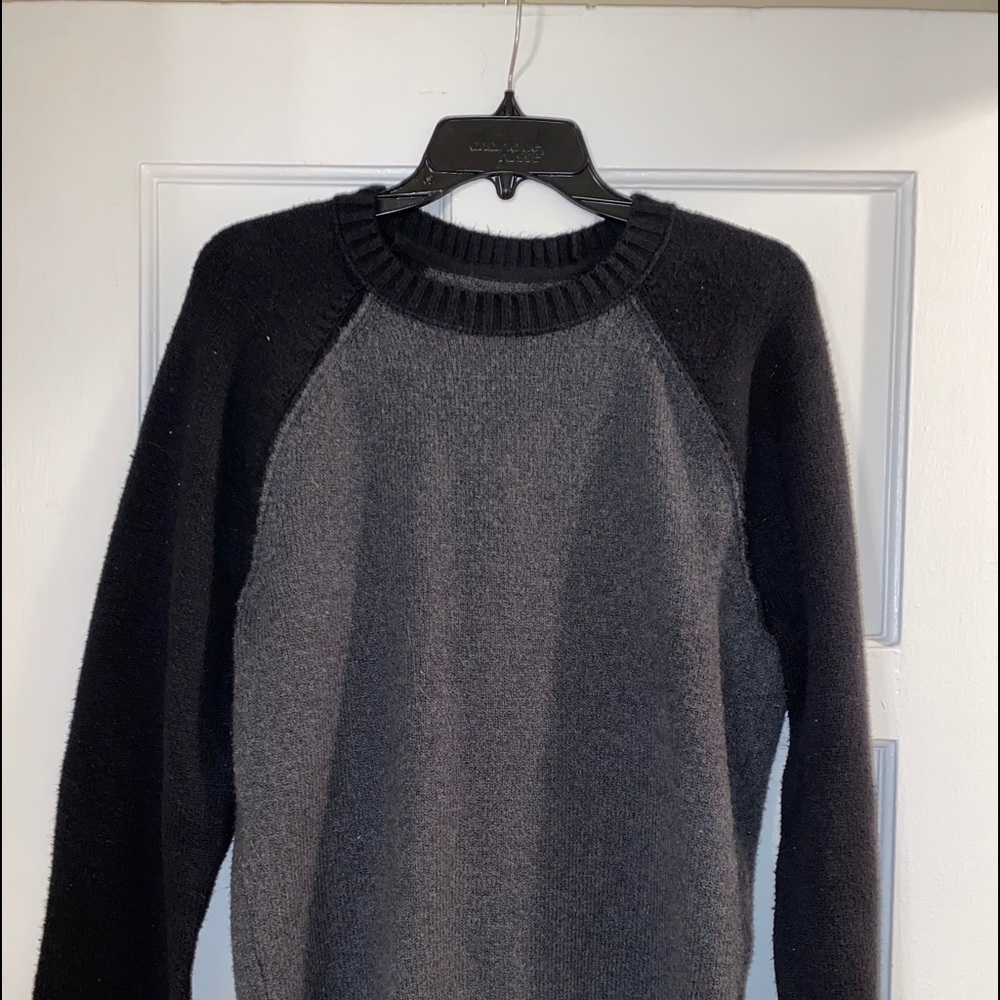 Abercrombie & Fitch Crew Neck Sweater